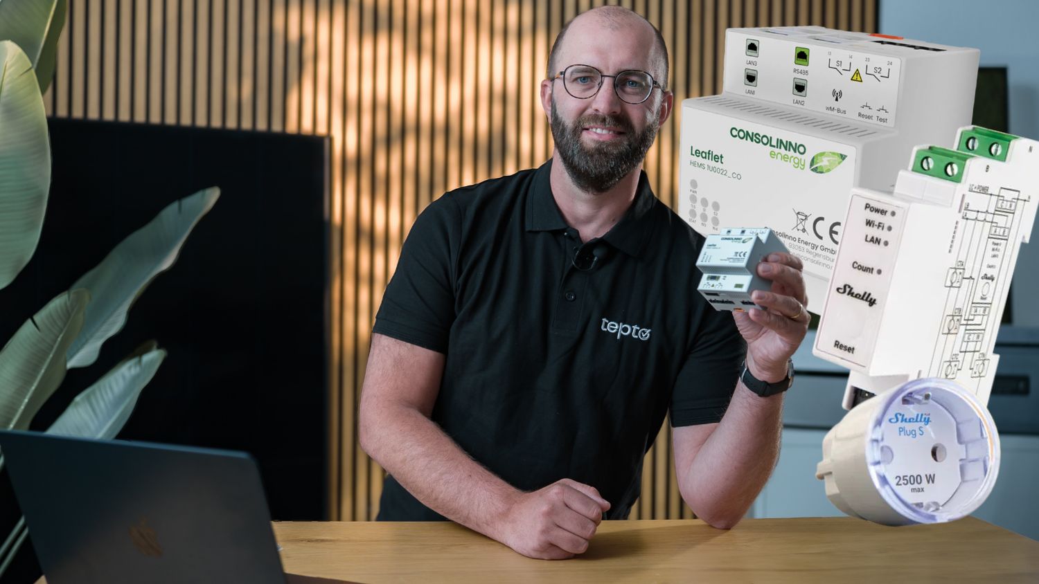 Balkonkraftwerk trifft Smart Home: So wird dein Zuhause wirklich effizient Text, Laptop, PC, Zubehör, Brillen