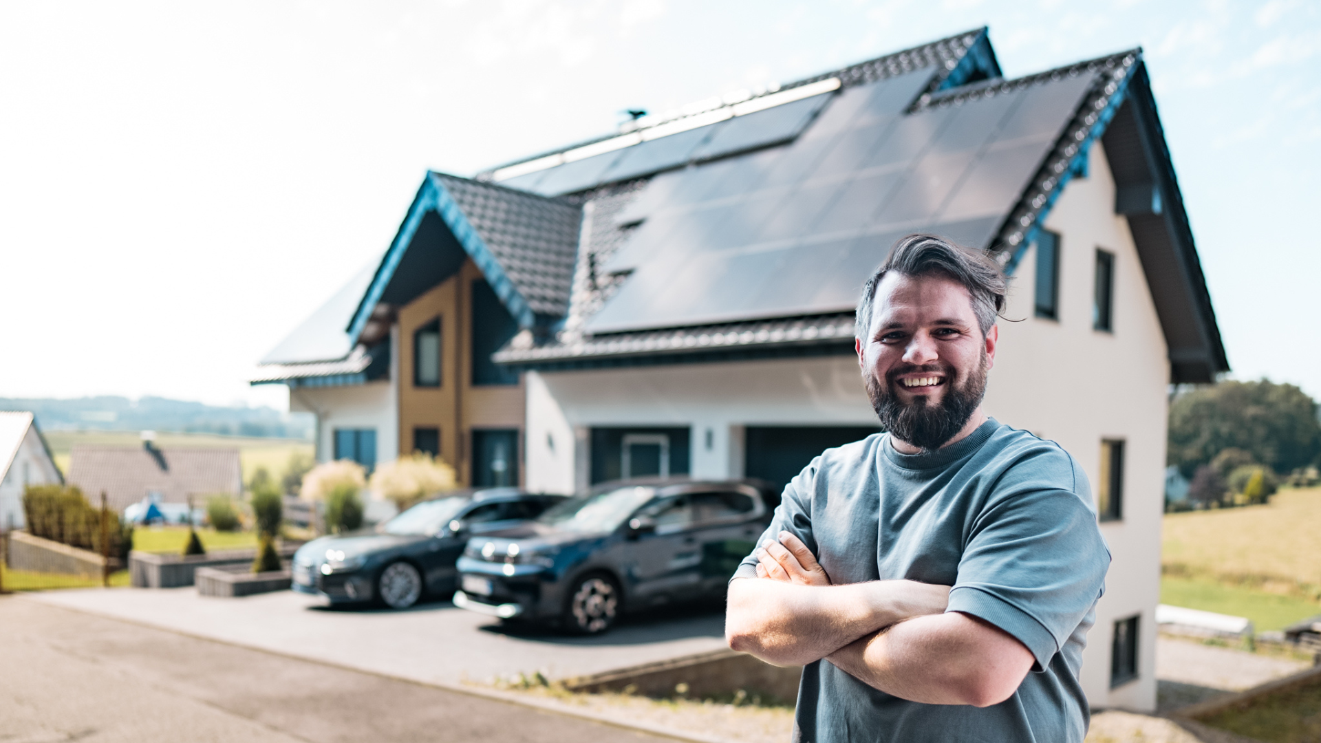 Wie viel kostet eine Photovoltaikanlage für ein Einfamilienhaus? Erwachsener, Männlich, Mann, Person, Rad